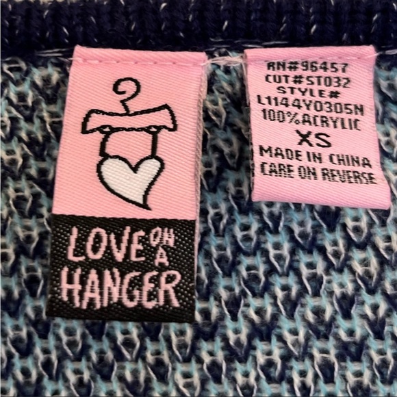 LOVE ON A HANGER cardigan sweater - Picture 3 of 5